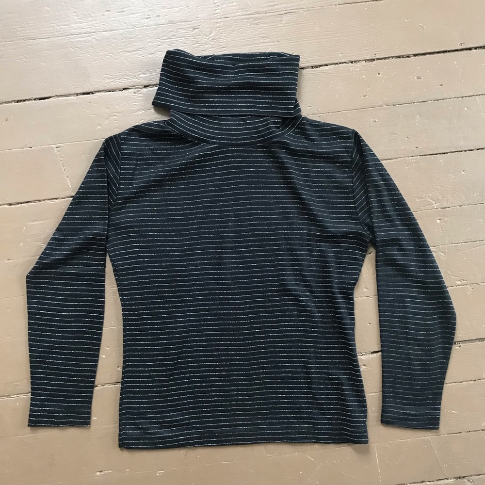 Vintage 80s knit metallic and black turtleneck